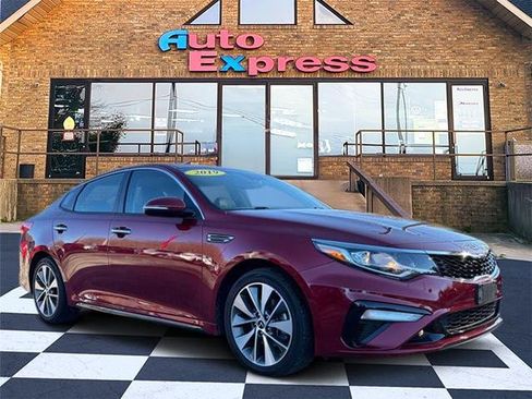 Used 2019 Kia Optima S image 1