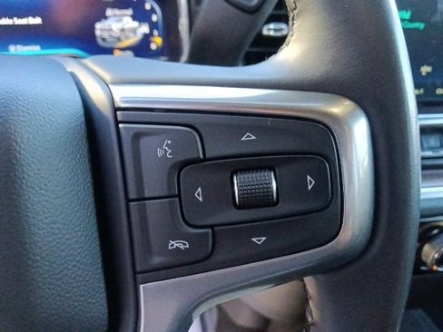 Used 2024 Chevrolet Silverado 2500 LT image 19