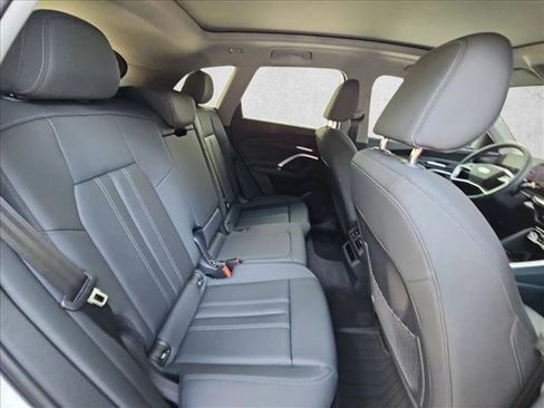 Used 2026 Audi Q5 Premium AWD/4WD image 18