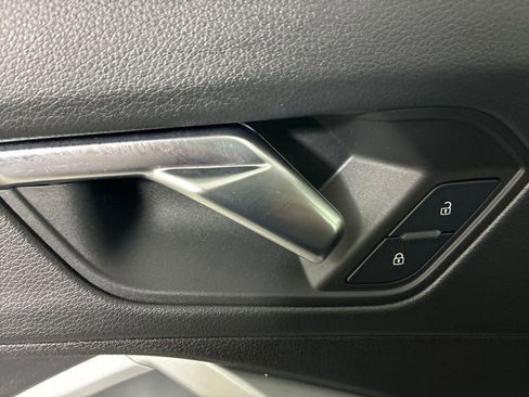 Used 2021 Audi Q3 2.0T Premium w/ Convenience Package image 16