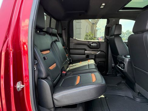 Used 2022 GMC Sierra 1500 AT4 w/ AT4 Premium Package AWD/4WD image 18