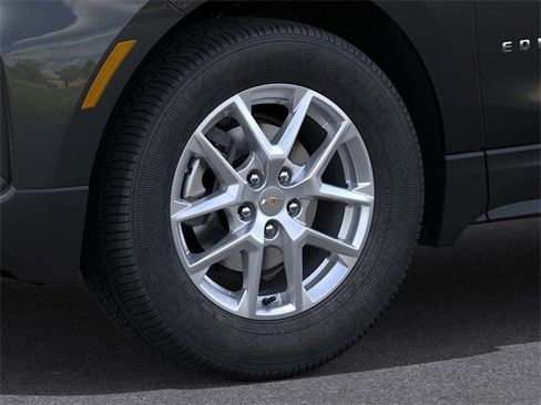 New 2023 Chevrolet Equinox LT w/ Driver Convenience Package image 9