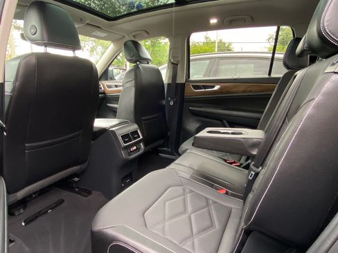Certified 2024 Volkswagen Atlas SE AWD/4WD image 19