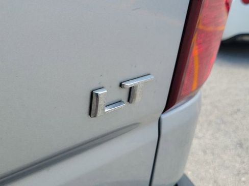 Certified 2022 Chevrolet Silverado 1500 LT AWD/4WD image 9
