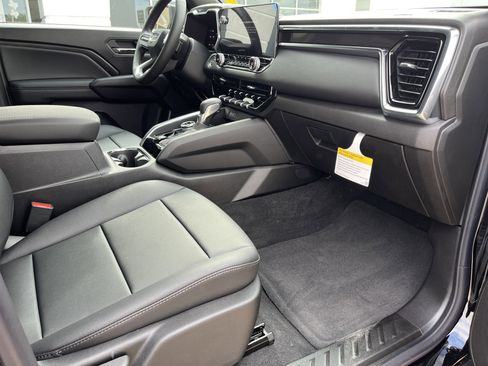 New 2026 GMC Canyon Elevation w/ Convenience Package image 15