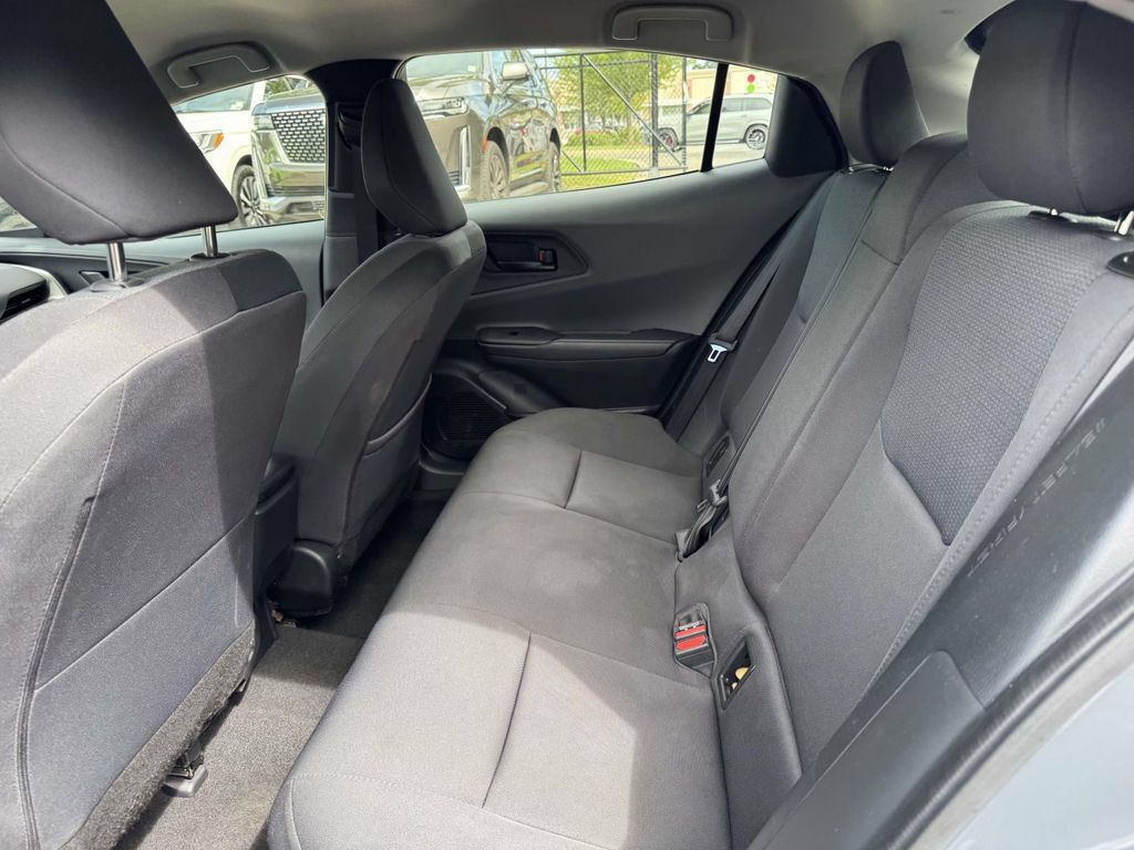 Used 2024 Toyota Prius LE FWD image 14