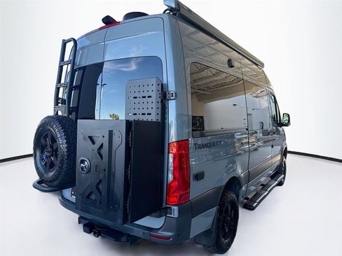 Used 2023 Mercedes-Benz Sprinter 2500 image 7