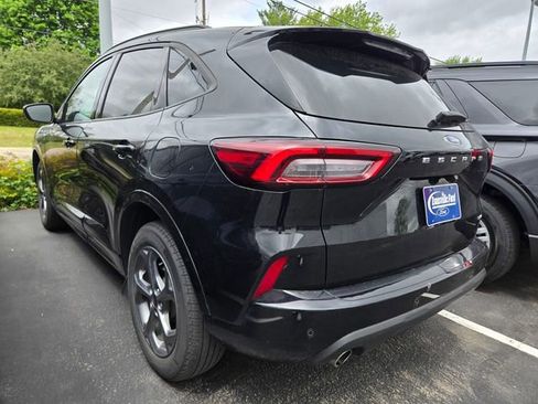 Used 2024 Ford Escape ST-Line w/ Tech Pack #1 AWD/4WD image 5