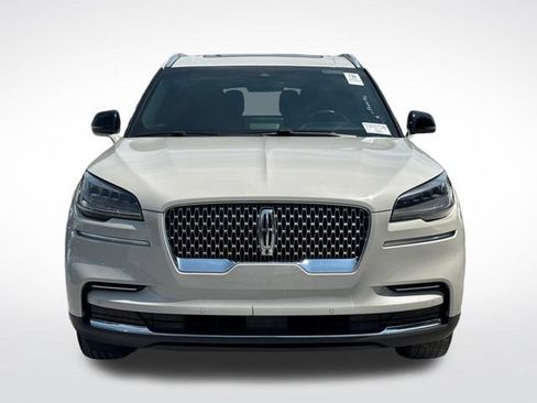 Used 2022 Lincoln Aviator Reserve w/ Elements Package Plus RWD image 9