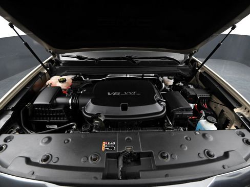 Used 2021 GMC Canyon AT4 w/ Trailering Package image 21