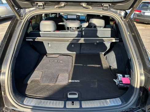 Used 2025 Genesis GV70 3.5T Sport w/ Sport Prestige Package image 12