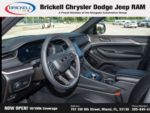 Used 2025 Jeep Grand Cherokee Limited image 15