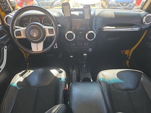 Used 2015 Jeep Wrangler Unlimited Sahara AWD/4WD image 24