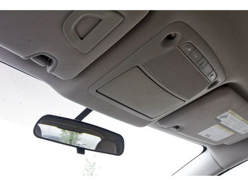 Used 2015 Nissan Rogue SL image 24