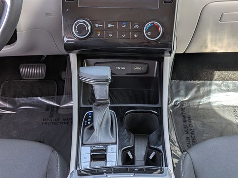 Used 2022 Hyundai Tucson SEL FWD image 20