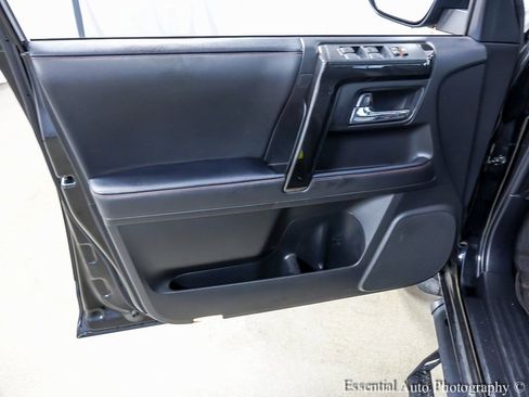 Used 2023 Toyota 4Runner TRD Off-Road Premium w/ Off Road Premium Plus Package image 23