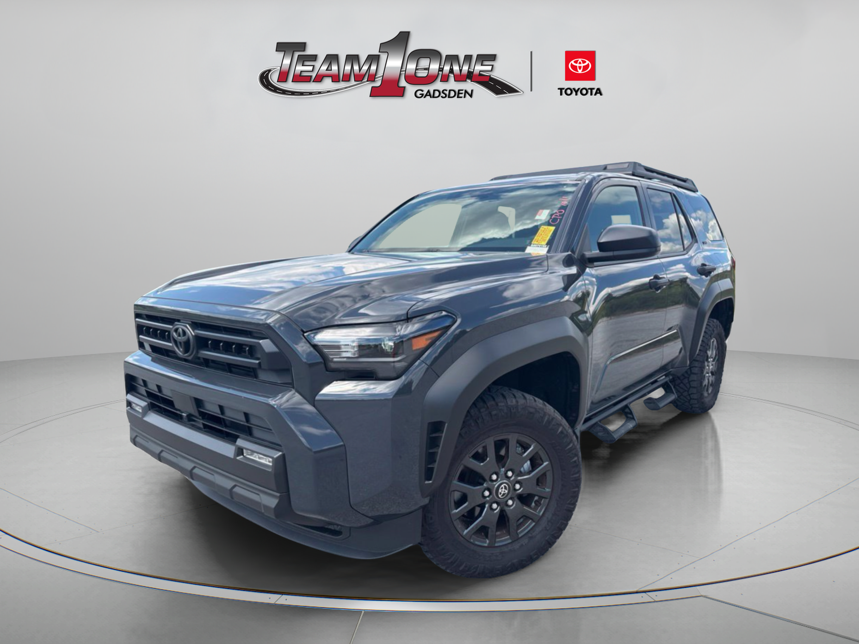Used 2025 Toyota 4Runner SR5 AWD/4WD image 4