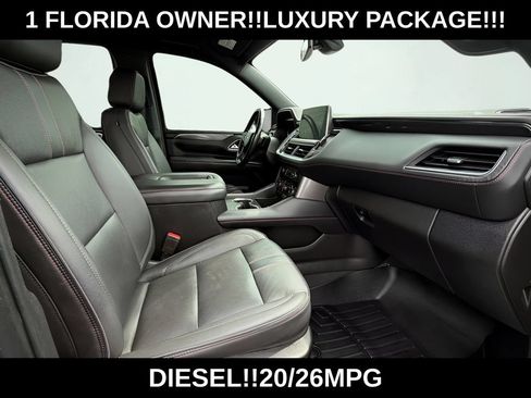 Used 2022 Chevrolet Tahoe RST w/ Luxury Package AWD/4WD image 31