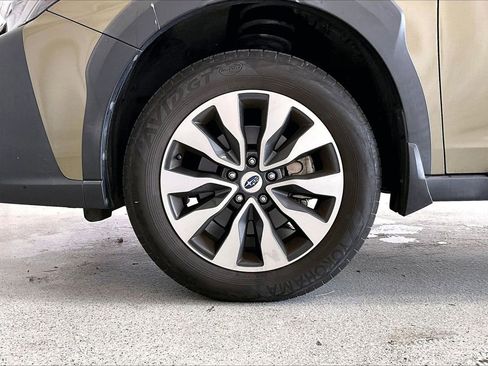 Used 2023 Subaru Outback Limited image 6