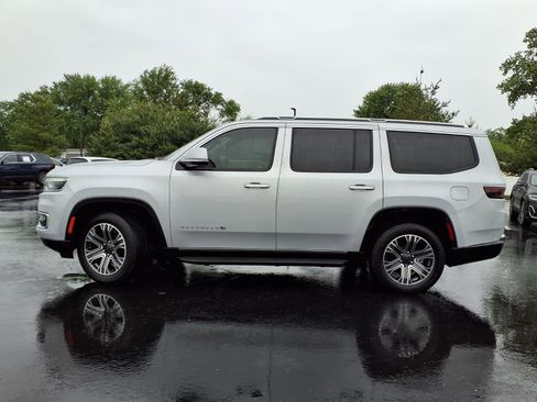 Used 2022 Jeep Wagoneer Series III w/ Convenience Group I AWD/4WD image 34