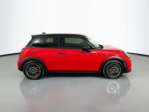 Certified 2025 MINI Cooper S image 4