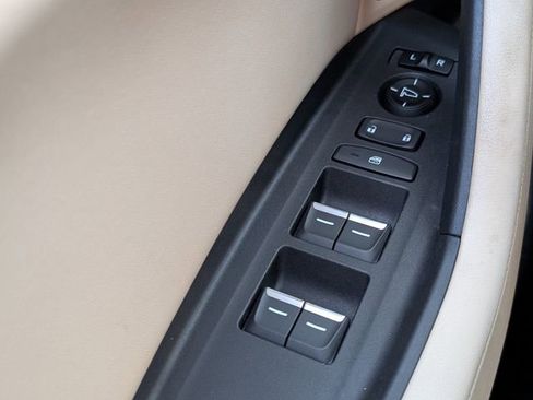 Certified 2022 Acura TLX w/ Technology Package image 43