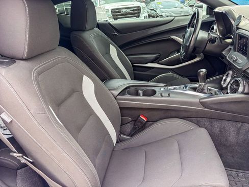 Certified 2021 Chevrolet Camaro LS RWD image 36