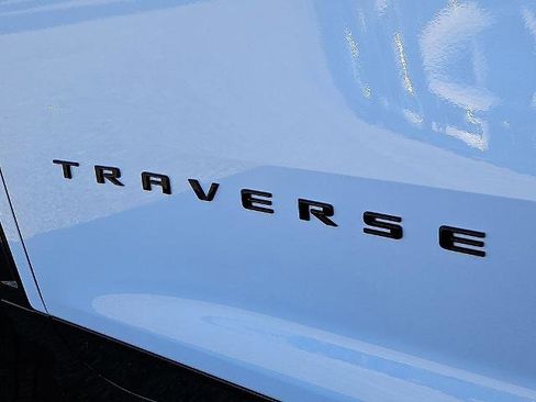 New 2026 Chevrolet Traverse RS image 21