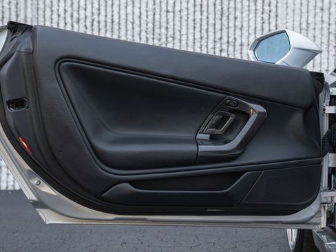 Used 2010 Lamborghini Gallardo LP 560-4 image 10