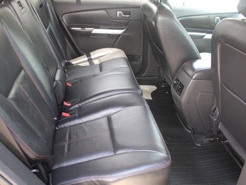 Used 2013 Ford Edge SEL FWD image 6