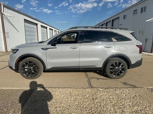 Used 2023 Kia Sorento X-Line EX AWD/4WD image 9