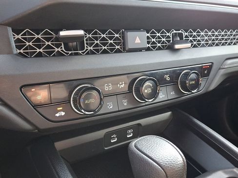 Used 2023 Honda Accord EX image 17