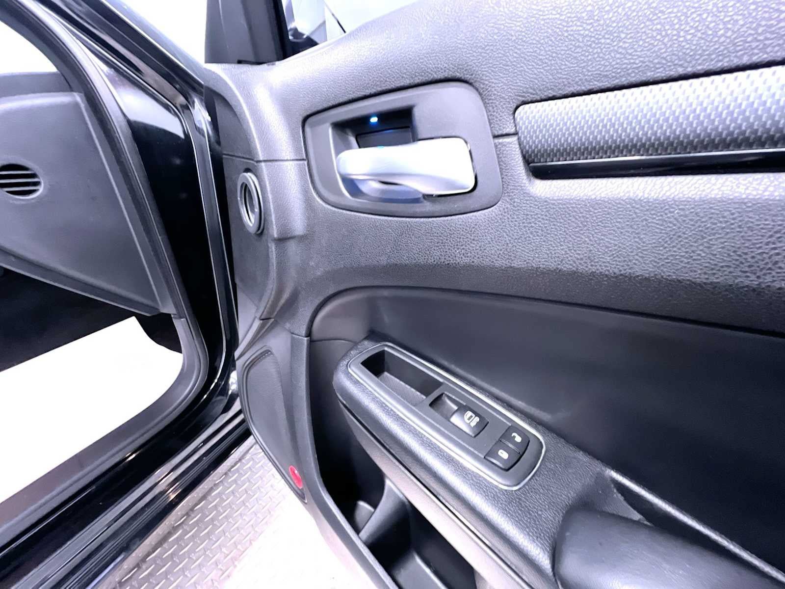 Used 2014 Chrysler 300 S AWD/4WD image 34