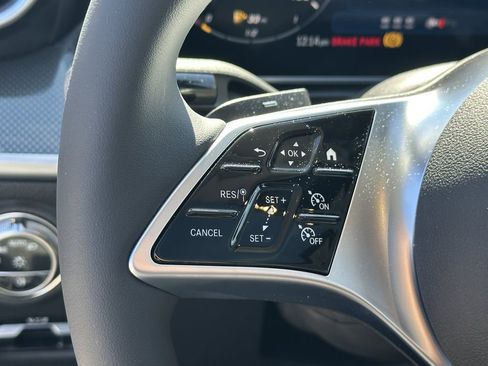 New 2026 Mercedes-Benz C 300 4MATIC Sedan image 28