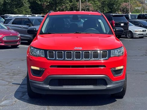 Used 2018 Jeep Compass Sport AWD/4WD image 16
