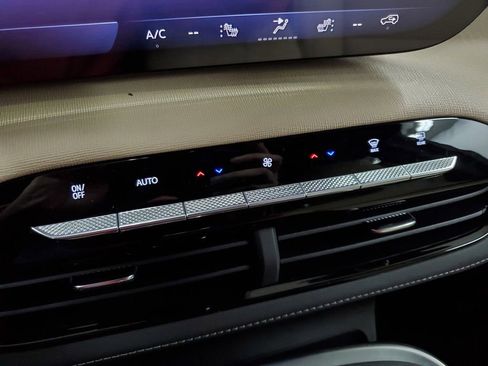 New 2026 Buick Enclave Preferred w/ Power Package image 16