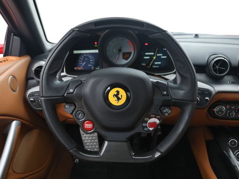 Certified 2014 Ferrari F12 Berlinetta RWD image 6