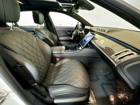 Certified 2025 Mercedes-Benz S 580 4MATIC Sedan image 27