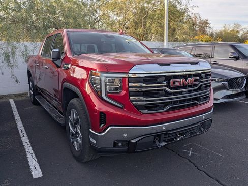 Used 2023 GMC Sierra 1500 SLT w/ SLT Premium Plus Package image 4