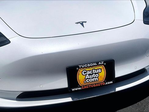Used 2018 Tesla Model 3 Long Range RWD image 26