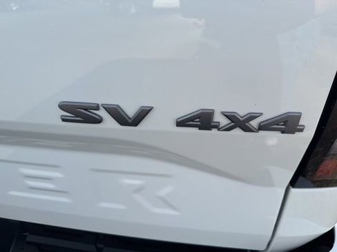 Used 2023 Nissan Frontier SV w/ SV Convenience Package image 19