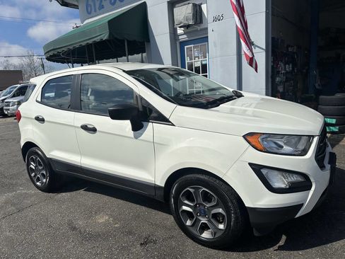 Used 2021 Ford EcoSport S image 4