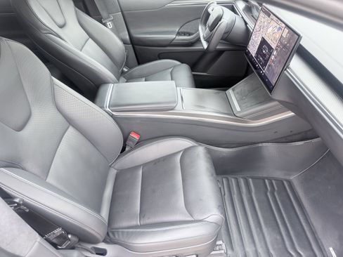 Used 2023 Tesla Model X Plaid image 70