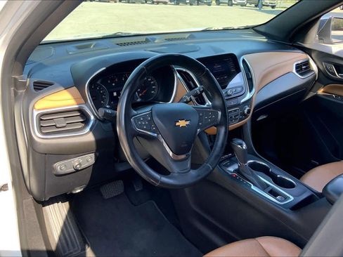Used 2019 Chevrolet Equinox Premier image 18