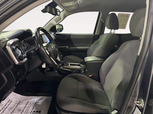 Used 2021 Toyota Tacoma SR5 image 14
