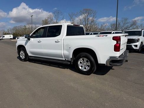 Used 2022 Chevrolet Silverado 1500 LT w/ Safety Package AWD/4WD image 4