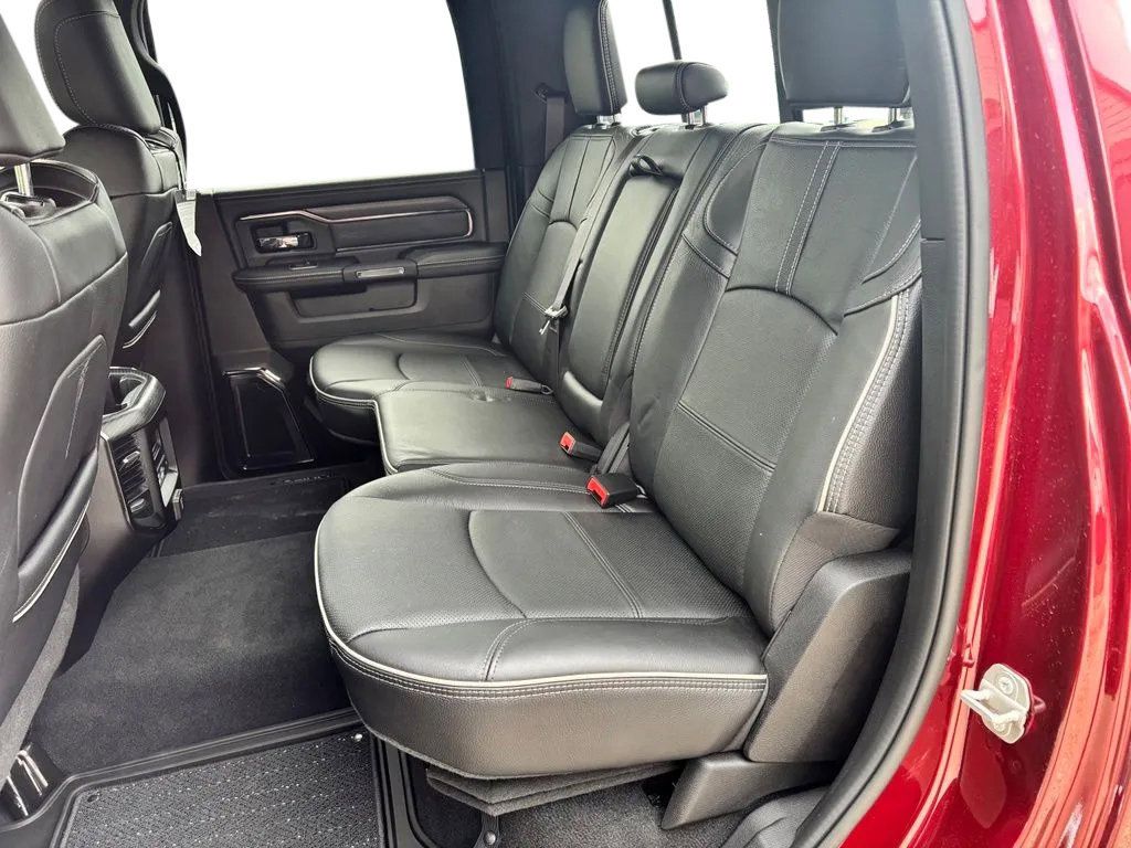 Used 2024 RAM 2500 Limited AWD/4WD image 31