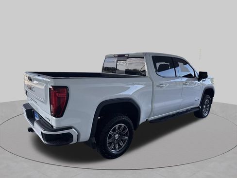Used 2024 GMC Sierra 1500 AT4 w/ AT4 Premium Package AWD/4WD image 9
