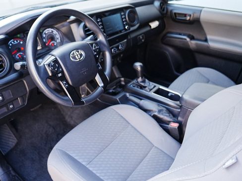 Used 2022 Toyota Tacoma SR image 8