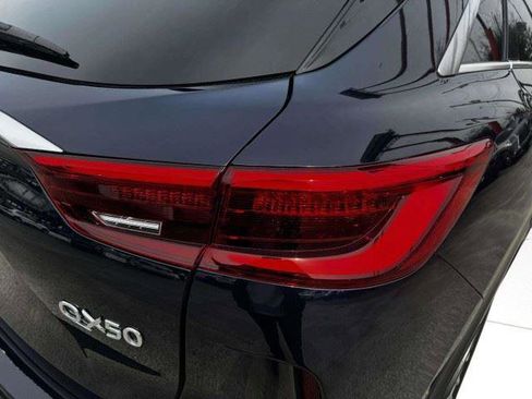Used 2021 INFINITI QX50 Luxe AWD/4WD image 16